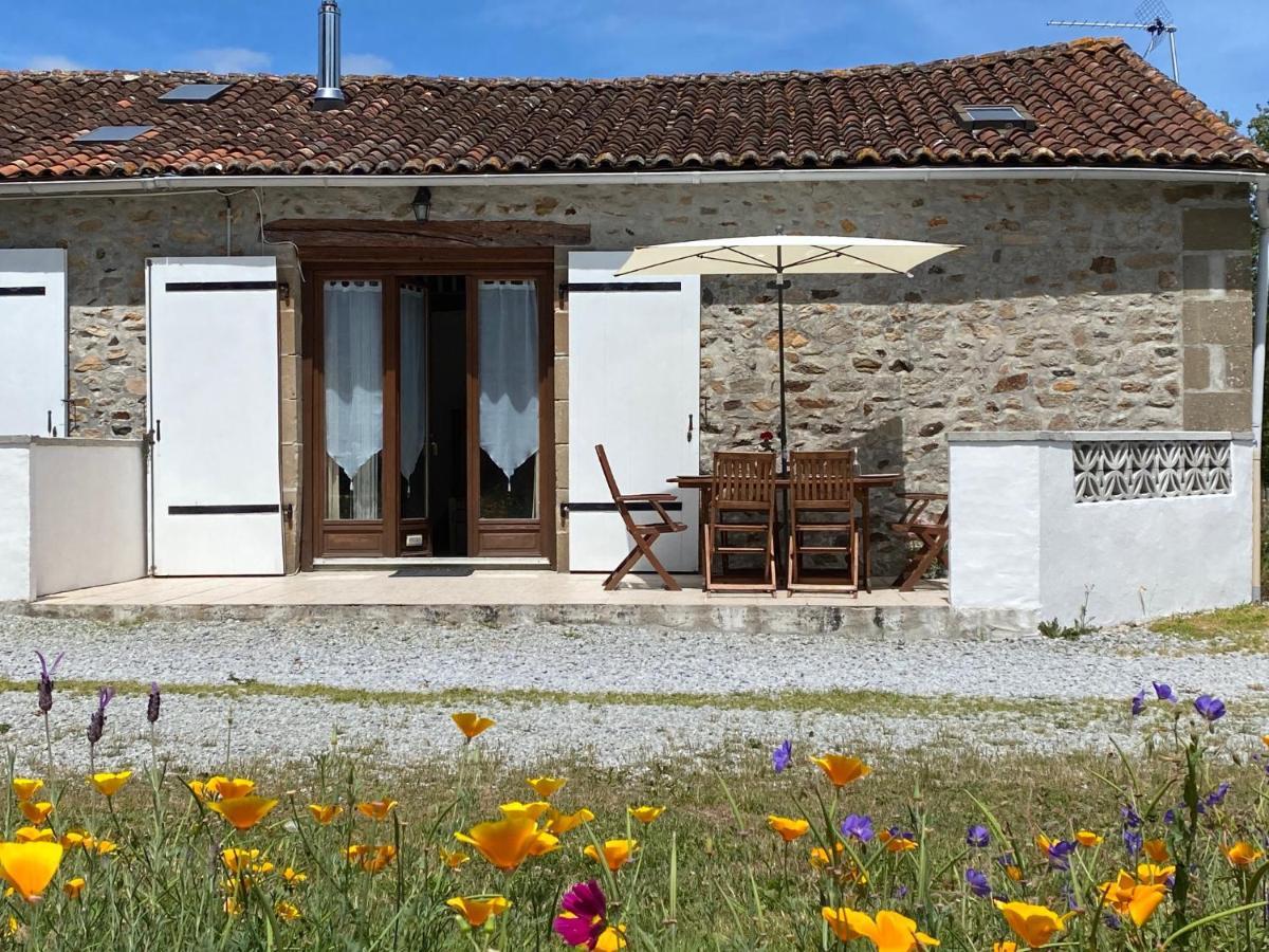 Fonclaire Holidays Mortemart Exterior photo